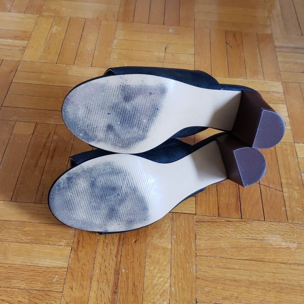 Open toe mules - Picture 3 of 4